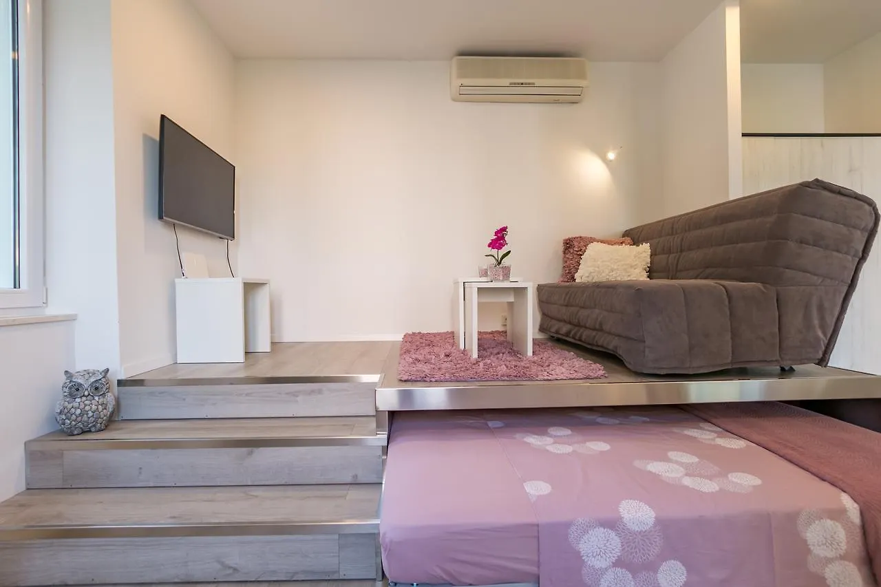 Vana & Tea Luxury Studio Apartment Split 0*,  Croatia